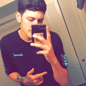 Meet your Posher, Nikalas